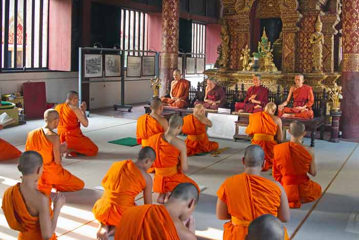 Монашеские традиции Таиланда